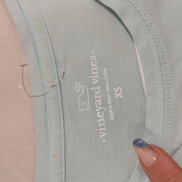 Light teal, Vineyard Vines, size x-small long sleeve - Picture 3 of 3